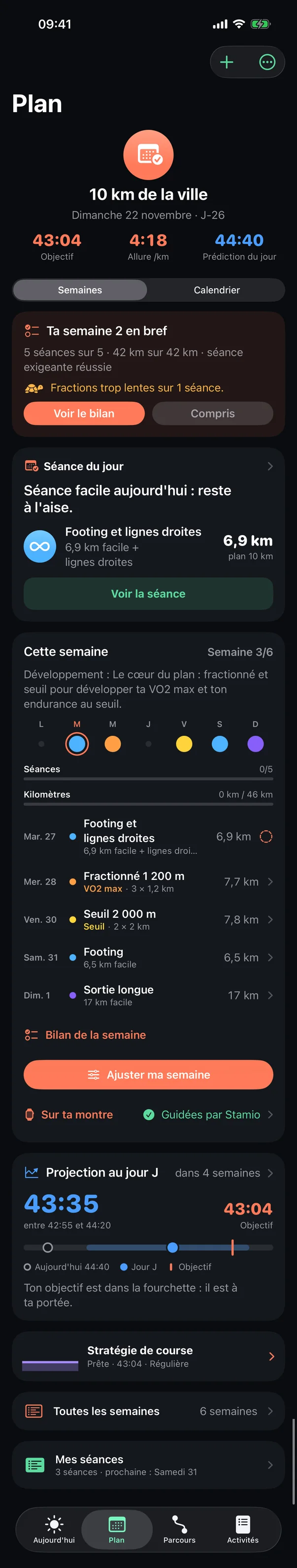 L'onglet Plan qui défile : 10 km de la ville, ta semaine, séances, projection au jour J